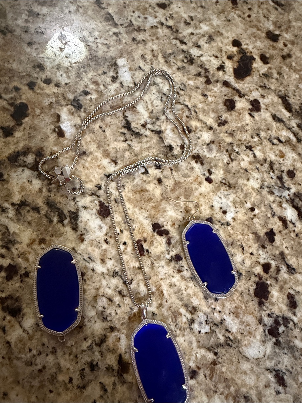 Kendra Scott Cobalt Blue Elisa Pendant Necklace and Earrings Set